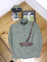 Machiel van den Heuvel's uniform